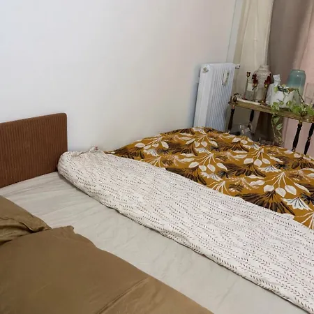 Eglise Russe Apartment